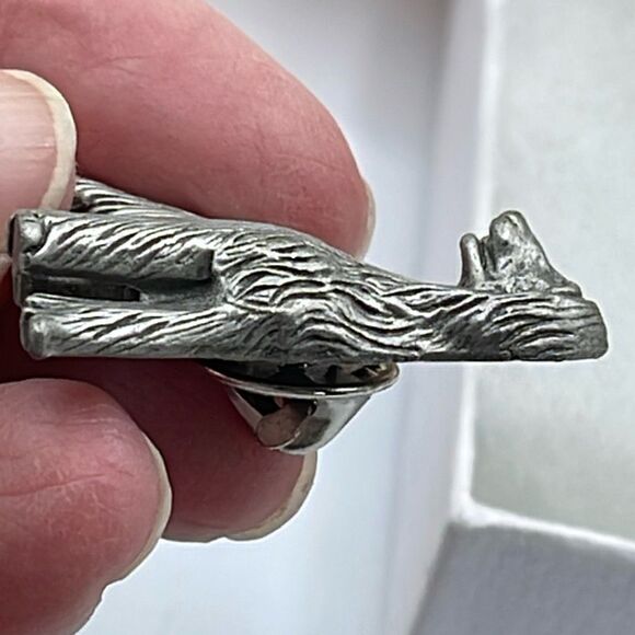 Vintage Afghan Hound pewter pin. - Picture 6 of 7